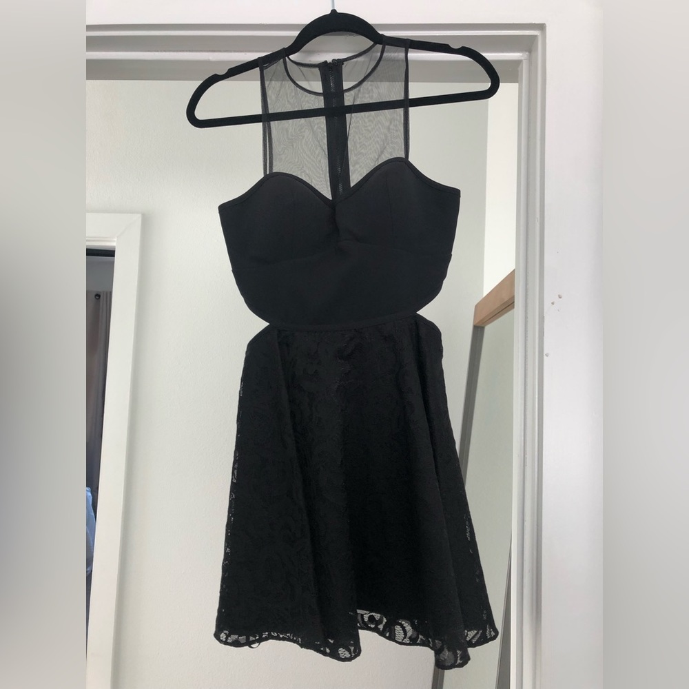 NWT Size S Bebe Cocktail Dress